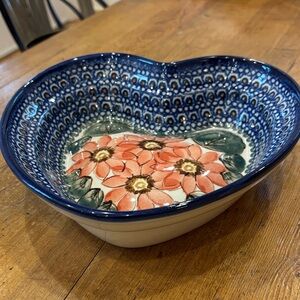 Polish Pottery‎ Unikat  Hand-Made Heart Bowl in Blue and Coral Floral with Loop